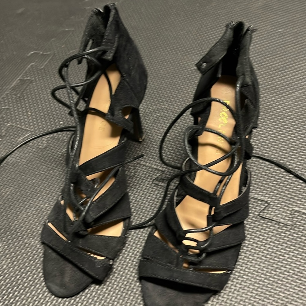 Women’s “Freelance” High heels; size 38 Euro & 7US